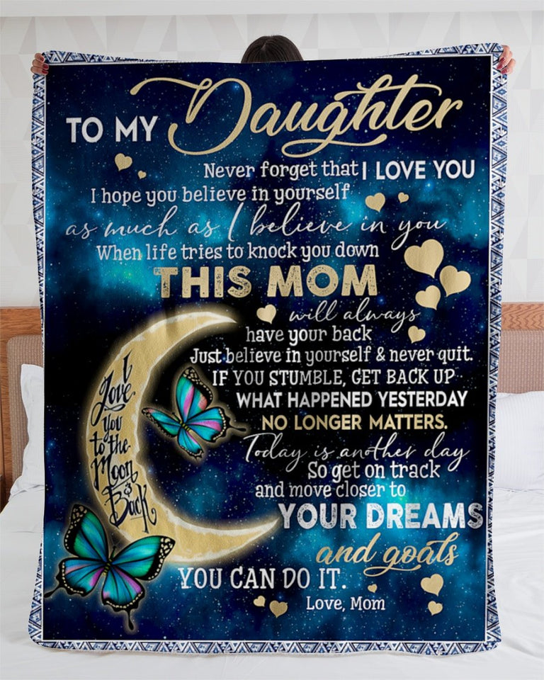 To My Daughter Mom Love Moon Back Blanket Fleece Blanket