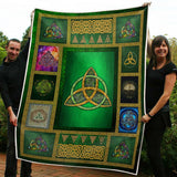 Fleece Blanket Trinity Knot Irish Symbol Fleece Blanket Print 3D, Unisex, Kid, Adult | St Patrick's Day Gifts - Love Mine Gifts