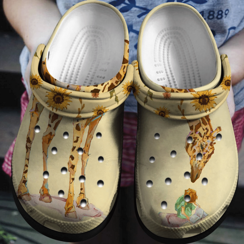 Giraffe And The Little Girl Lovely Garden Gift For Lover Rubber , Comfy Footwear Personalized Clogs