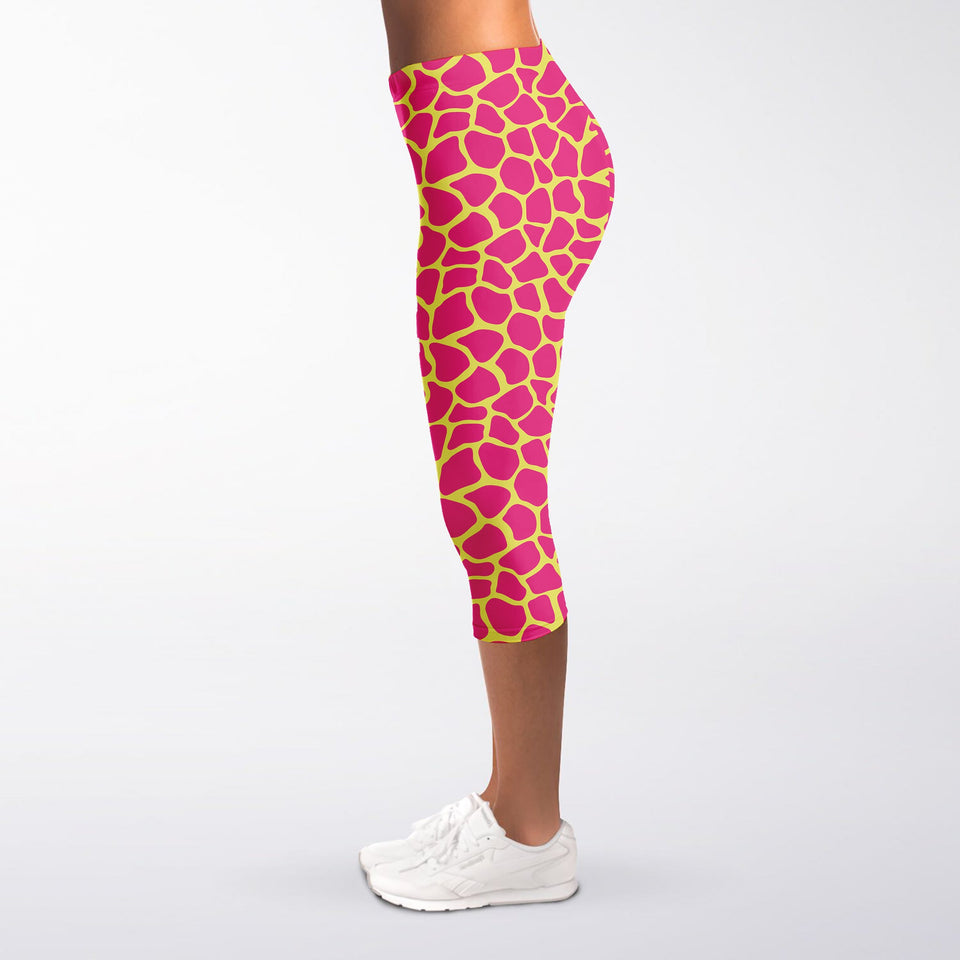 Pink And Yellow Giraffe Pattern Print Women's Capri Leggings