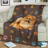Pomerian brown blanket and color decor