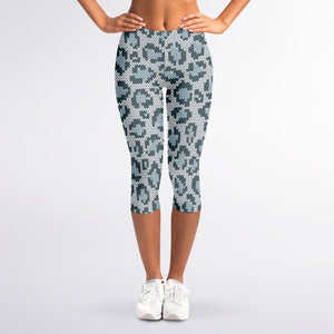 Snow Leopard Knitted Pattern Print Women's Capri Leggings